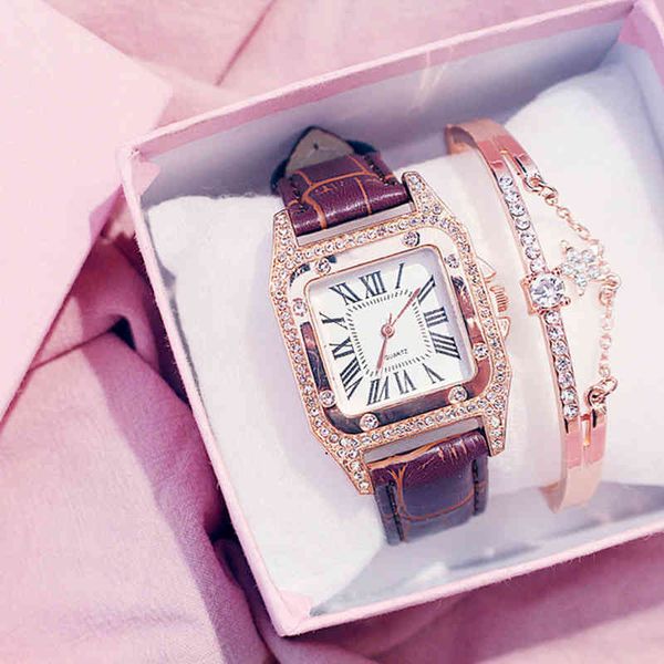 women's square fashion bracelet watch diamond inlaid small green belt set watch, Slivery;golden
women's square fashion bracelet watch diamond inlaid small green belt set watch, Slivery;golden