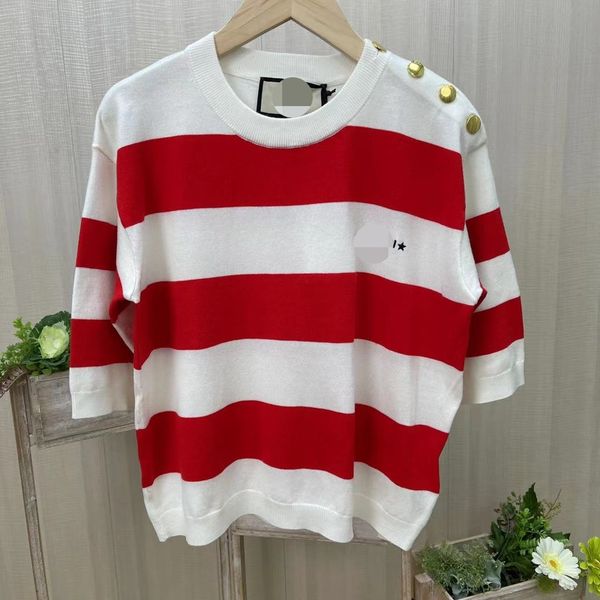 329 2022 milan style summer sweater brand same style sweater crew neck short sleeve red pullover flora print white black fashion womens clot
329 2022 milan style summer sweater brand same style sweater crew neck short sleeve red pullover flora print white black fashion womens clot