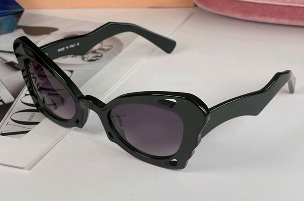 butterfly sunglasses shiny black grey shaded for women sonnenbrille wrap shades with box, White;black
butterfly sunglasses shiny black grey shaded for women sonnenbrille wrap shades with box, White;black