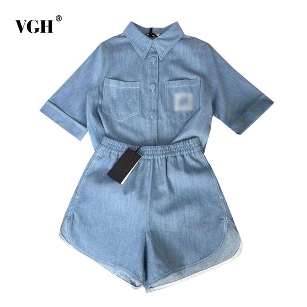 casual loose two piece set for women lapel short sleeve shirts elastic waist shorts blue korean sets female summer 210507, White
casual loose two piece set for women lapel short sleeve shirts elastic waist shorts blue korean sets female summer 210507, White