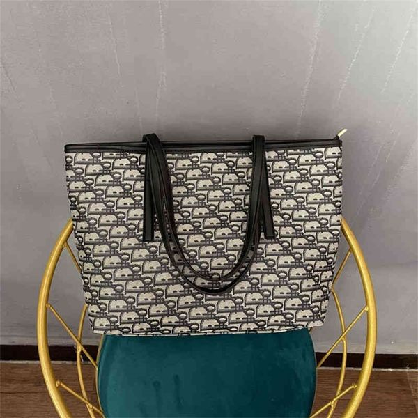 large capacity fashion version versatile popular soft leather tote 75% off online shop 2ap
large capacity fashion version versatile popular soft leather tote 75% off online shop 2ap