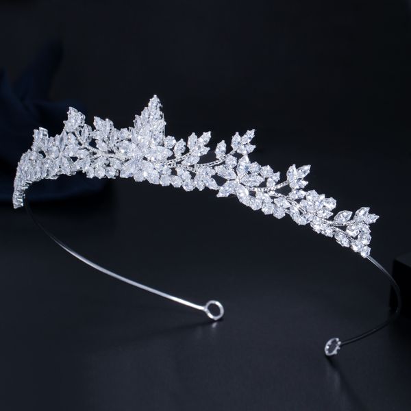 cwwzircons marquise cut cubic zirconia flower tiara crown wedding hair accessories for brides headwear costume jewelry a032 220805, Slivery;golden
cwwzircons marquise cut cubic zirconia flower tiara crown wedding hair accessories for brides headwear costume jewelry a032 220805, Slivery;golden
