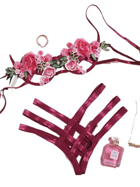 cut out appliques underwire lingerie set r3vj#, Black;red
cut out appliques underwire lingerie set r3vj#, Black;red