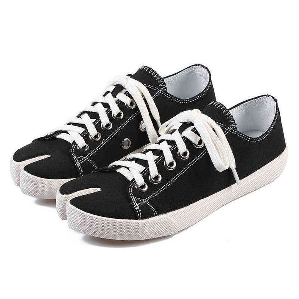 dres shoe women ninja canva shoe street lace up split toe casual flat korean vintage white sneaker shoe espadrille 220723, Black
dres shoe women ninja canva shoe street lace up split toe casual flat korean vintage white sneaker shoe espadrille 220723, Black