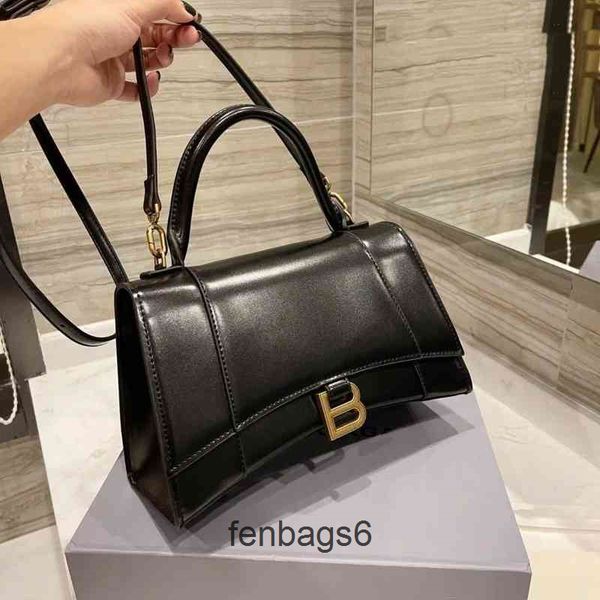 designer bags fashion balengaigas bag luxury handbags handbag backpack solid color hourglass inclined casual z8mo
designer bags fashion balengaigas bag luxury handbags handbag backpack solid color hourglass inclined casual z8mo
