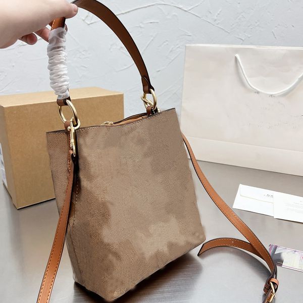 new ladies bucket bag shoulder bags cowhide handbag fashion crossbody buckets letters two-tone khaki dark brown super fiber genuine leather
new ladies bucket bag shoulder bags cowhide handbag fashion crossbody buckets letters two-tone khaki dark brown super fiber genuine leather
