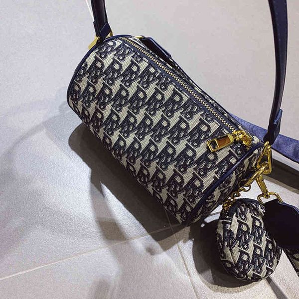 women's new portable fashion leather shoulder s for women summer lady clutch crossbody bag
women's new portable fashion leather shoulder s for women summer lady clutch crossbody bag