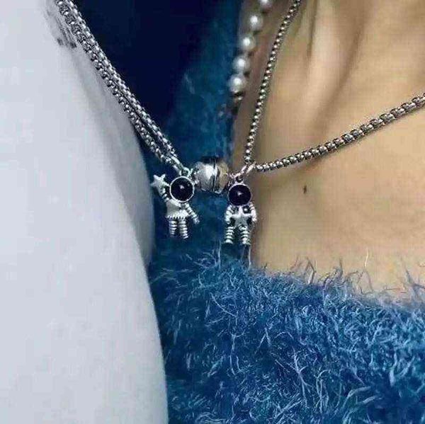 vintage stainls steel chain pendant necklace for lover couple 2pcs/set ss001, Silver
vintage stainls steel chain pendant necklace for lover couple 2pcs/set ss001, Silver