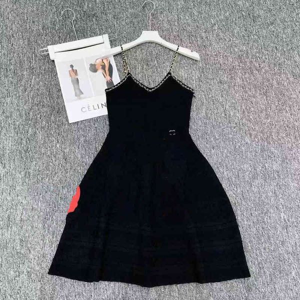casual dresses nanyou xiaoxiangfeng suspender dress french princess chain summer celebrity style high waist skirt, Black;gray
casual dresses nanyou xiaoxiangfeng suspender dress french princess chain summer celebrity style high waist skirt, Black;gray