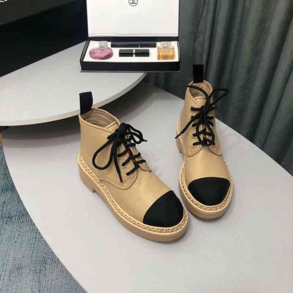 boots women's leather lace boots retro shoes round head square high heels splicing winter series, Black
boots women's leather lace boots retro shoes round head square high heels splicing winter series, Black