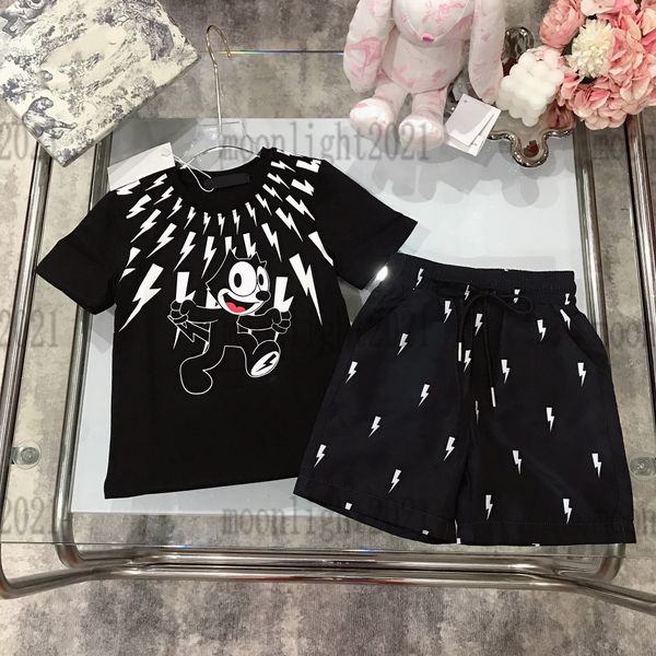 boys clothing sets t shirts + shorts designer suits newly tracksuits pants sets 2022ss brand pattern kids trousers children 2 pieces set shi, White
boys clothing sets t shirts + shorts designer suits newly tracksuits pants sets 2022ss brand pattern kids trousers children 2 pieces set shi, White