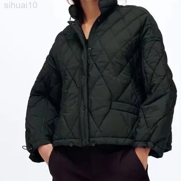 women's parkas jackets coat with hoody button fashion outwear solid warm outrwear female elegant jacket casual woman coat trf l220730, Black
women's parkas jackets coat with hoody button fashion outwear solid warm outrwear female elegant jacket casual woman coat trf l220730, Black
