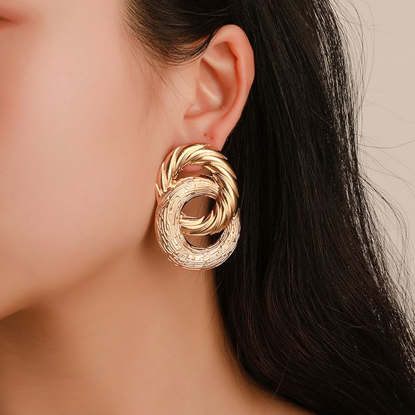 double circle twist stud earrings women geometric alloy ear drop hollow out 8 word grain earring stud europe female round twine jewelry rose, Golden;silver
double circle twist stud earrings women geometric alloy ear drop hollow out 8 word grain earring stud europe female round twine jewelry rose, Golden;silver