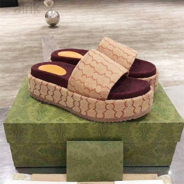 2022 luxury g designer women & men slippers sandals thick 3-5cm dress shoes high heels flat platform embroidered print jelly rubber leather, Black
2022 luxury g designer women & men slippers sandals thick 3-5cm dress shoes high heels flat platform embroidered print jelly rubber leather, Black