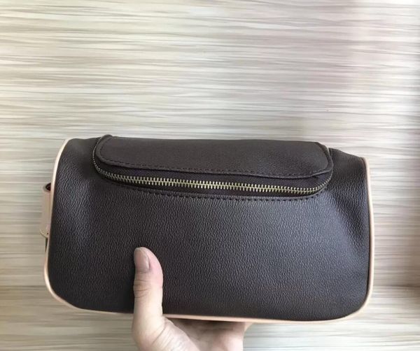 designer cosmetic bags travelling toilet bag fashion wash bag large capacity makeup toiletry bag pouch
designer cosmetic bags travelling toilet bag fashion wash bag large capacity makeup toiletry bag pouch