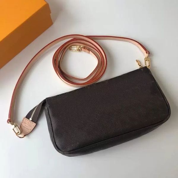 women hand bag clutch handbag purse fashion letter crossbody bags zipper wallet canvas leather old flower handbags two shoulder strap, Black;red
women hand bag clutch handbag purse fashion letter crossbody bags zipper wallet canvas leather old flower handbags two shoulder strap, Black;red