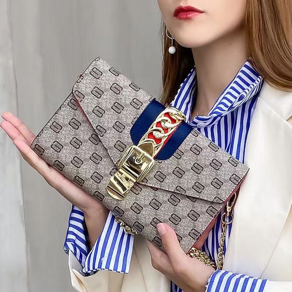 chain 2022 new trendy fashion designer clutch bag leather women's bag shoulder messenger envelope bag
chain 2022 new trendy fashion designer clutch bag leather women's bag shoulder messenger envelope bag