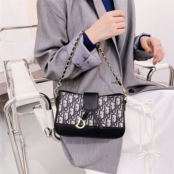 autumn and winter new messenger female personality portable chain single fashion trend leather 3kkl design purses online
autumn and winter new messenger female personality portable chain single fashion trend leather 3kkl design purses online