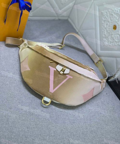 designer man and woman waist bags fanny pack high leather luxury classic fashion large capacity outdoor leisure travel inner compartment car
designer man and woman waist bags fanny pack high leather luxury classic fashion large capacity outdoor leisure travel inner compartment car