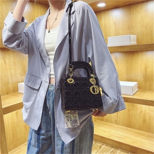 women's new designer luxury bags quality hand new single foreign style texture versatile messenger small square
women's new designer luxury bags quality hand new single foreign style texture versatile messenger small square