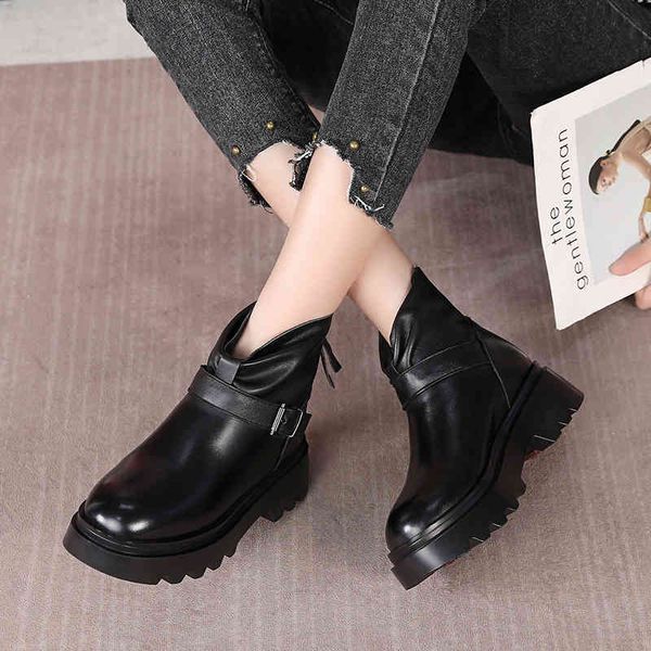 slippers first layer cowhide martin boots women's autumn and winter large thick heel soled cotton shoes side zipper small short h531 w2, Black
slippers first layer cowhide martin boots women's autumn and winter large thick heel soled cotton shoes side zipper small short h531 w2, Black