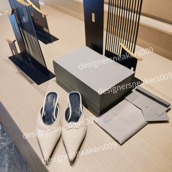 classics womens heels shoes sandals fashion beach thick bottom slippers alphabet lady leather high heel shoe slides gpf211101, Black
classics womens heels shoes sandals fashion beach thick bottom slippers alphabet lady leather high heel shoe slides gpf211101, Black