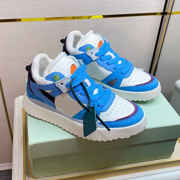 couple casual board shoes mixed color leather fabric patchwork arrow thick soled lace-up low cut running shoe designer luxury sneakers athle
couple casual board shoes mixed color leather fabric patchwork arrow thick soled lace-up low cut running shoe designer luxury sneakers athle