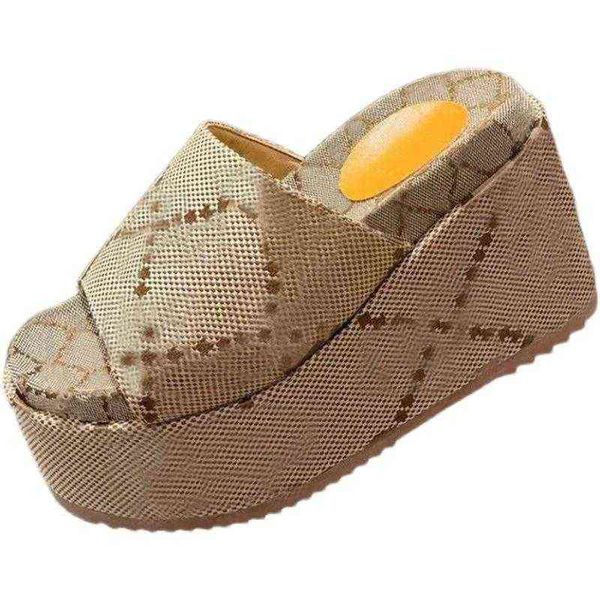 fashion -2022 designer designs beach slippers fashion thick bottom designer women shoes cartoon alphabet lady platform wedges sandals le, Black
fashion -2022 designer designs beach slippers fashion thick bottom designer women shoes cartoon alphabet lady platform wedges sandals le, Black