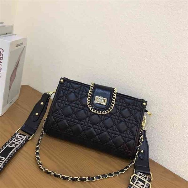 90% off to shop online material net red shoulder multi-functional small square bag with exquisite workmanship and high quality
90% off to shop online material net red shoulder multi-functional small square bag with exquisite workmanship and high quality