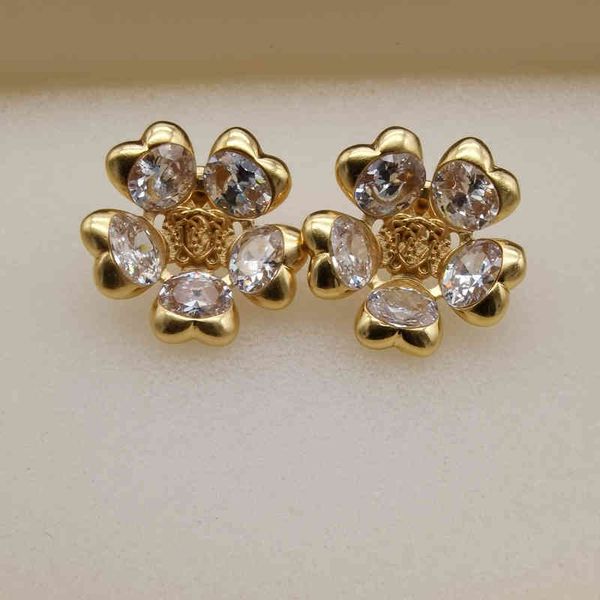 new fashion trend jewelry luxury quality designer wholesale fan family temperament heart-shaped earrings women's simple beautiful and g, Silver
new fashion trend jewelry luxury quality designer wholesale fan family temperament heart-shaped earrings women's simple beautiful and g, Silver