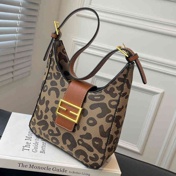 fashion trend new ladies luxury brand designer bag wholesale this year's popular the minority single shoulder women's armpit
fashion trend new ladies luxury brand designer bag wholesale this year's popular the minority single shoulder women's armpit