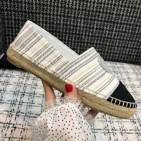 2022 new flat shoes sneakers fisherman shoes spring hemp rope braided one foot pedal thick soled leather single shoe for women 20, Black
2022 new flat shoes sneakers fisherman shoes spring hemp rope braided one foot pedal thick soled leather single shoe for women 20, Black