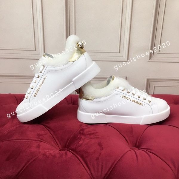 2022 designer casual shoes black white sneakers capsule series shoes thunder trainers rubber low platform sneaker size35-45, Black;red
2022 designer casual shoes black white sneakers capsule series shoes thunder trainers rubber low platform sneaker size35-45, Black;red