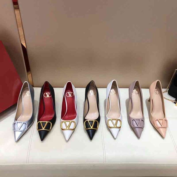 sandals spring v family metal mouth high heels pointed temperament shallow women's shoes leather fashion sandals 0n72, Black
sandals spring v family metal mouth high heels pointed temperament shallow women's shoes leather fashion sandals 0n72, Black