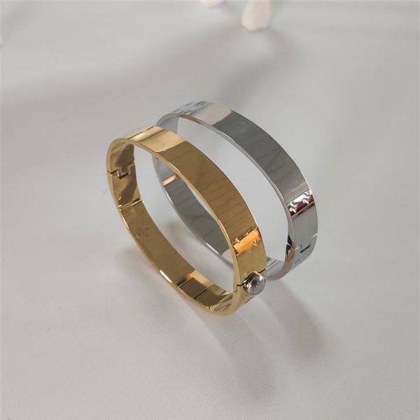 luxury designer jewelry woman bracelet elegant four leaf printed square bracelet in 18k rose gold and silver2013, Golden;silver
luxury designer jewelry woman bracelet elegant four leaf printed square bracelet in 18k rose gold and silver2013, Golden;silver