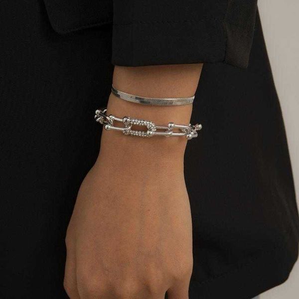 2022 link, chain crystal u-shaped buckle metal bangle bracelet statement gold silver color link fashion pulseras women bijoux gift, Black
2022 link, chain crystal u-shaped buckle metal bangle bracelet statement gold silver color link fashion pulseras women bijoux gift, Black