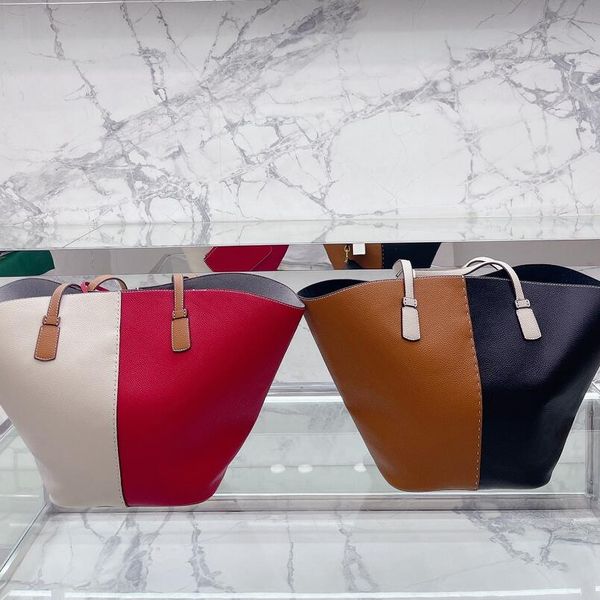 fashion two-tone women shopping bag high capacity simple luxury brand leather womens totes wallet mobile phone shoulder bags
fashion two-tone women shopping bag high capacity simple luxury brand leather womens totes wallet mobile phone shoulder bags