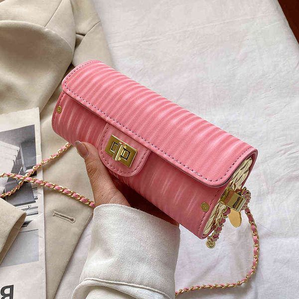 mini chain leather barrel shaped handbags 2022 luxury fashion designer woman cute handbags female shoulder crossbody sling bag y220421
mini chain leather barrel shaped handbags 2022 luxury fashion designer woman cute handbags female shoulder crossbody sling bag y220421
