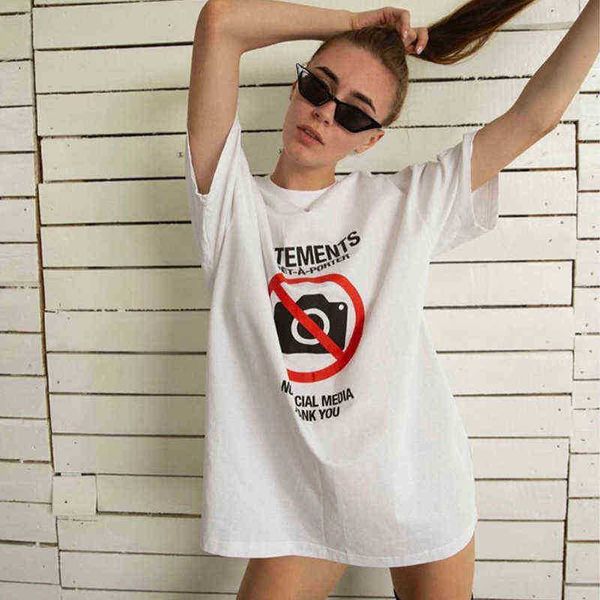 high street brand summer men's t-shirt vetements no social media designer quality casual men's and women's short sleeves, White;black
high street brand summer men's t-shirt vetements no social media designer quality casual men's and women's short sleeves, White;black