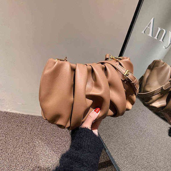 korean foreign style small bag women's texture pleated fashion single shoulder bag messenger 220509
korean foreign style small bag women's texture pleated fashion single shoulder bag messenger 220509