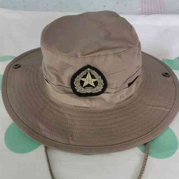 designer bucket trucker straw hat man woman new camouflage big brim fisherman round brim benny plateau training sun, Blue;gray
designer bucket trucker straw hat man woman new camouflage big brim fisherman round brim benny plateau training sun, Blue;gray