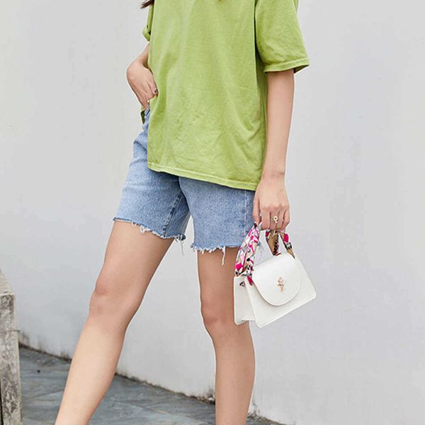 women's sling bag 2022 spring elegant fashion wild shoulder msenger with ribbon casual mobile phone coin purse handbag
women's sling bag 2022 spring elegant fashion wild shoulder msenger with ribbon casual mobile phone coin purse handbag
