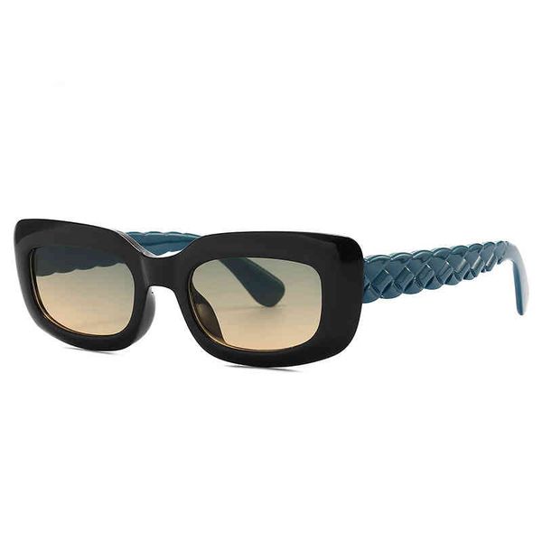 976 narrow square color sunglass modern charm fashion glass sunglass, White;black
976 narrow square color sunglass modern charm fashion glass sunglass, White;black