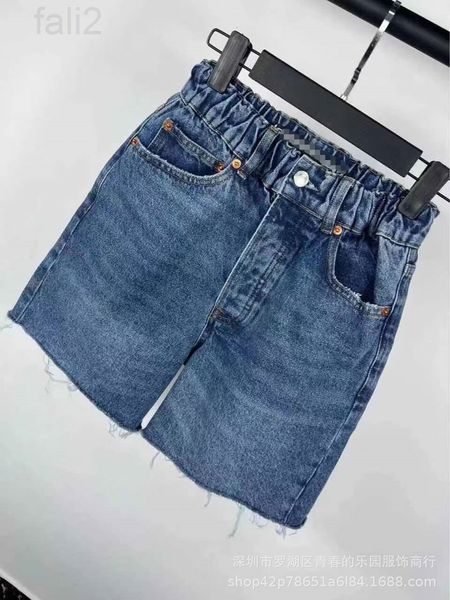 women's shorts designer aw king 2022 spring and summer new straight tube washed blue pocket casual short high waist trend denim shorts, White;black
women's shorts designer aw king 2022 spring and summer new straight tube washed blue pocket casual short high waist trend denim shorts, White;black
