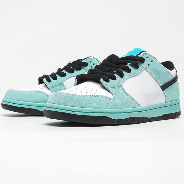 brand shoes mens casual skateboard shoe low sea crystal green glow women men limited edition designer trainers sneakers original
brand shoes mens casual skateboard shoe low sea crystal green glow women men limited edition designer trainers sneakers original