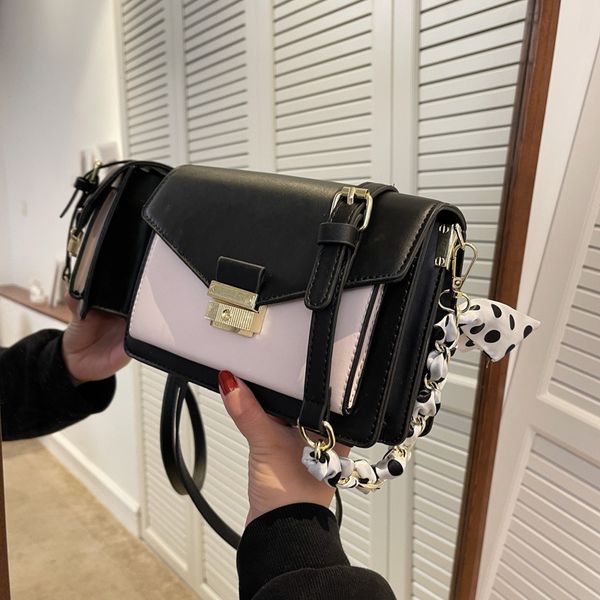 designer bags summer women's 2022 new fashion contrast color chain messenger net red texture simple ins shoulder
designer bags summer women's 2022 new fashion contrast color chain messenger net red texture simple ins shoulder
