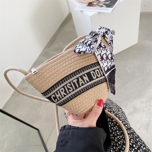 factory promotion straw woven hemp rope simple letter design silk scarf vegetable basket single shoulder messenger women's summer beach
factory promotion straw woven hemp rope simple letter design silk scarf vegetable basket single shoulder messenger women's summer beach