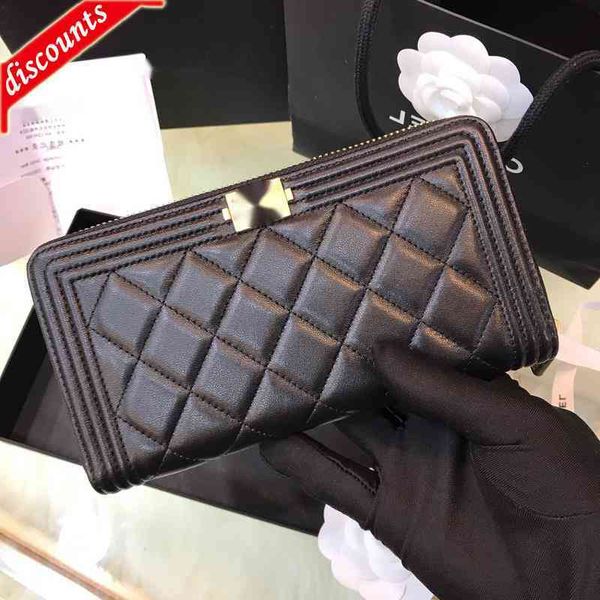 letter luxury 80288 brand design plaid cc chain clutch lambskin diamond pattern pouch women's le boy long wallet real leather purse zip, Red;black
letter luxury 80288 brand design plaid cc chain clutch lambskin diamond pattern pouch women's le boy long wallet real leather purse zip, Red;black