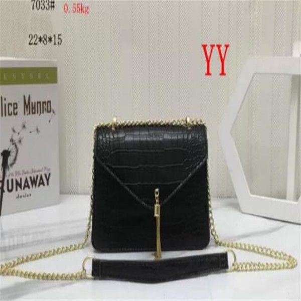 2022 fashion women alligator bag satchel shoulder bag gold chain handbags crossbody purse lady leather classic style tote bags
2022 fashion women alligator bag satchel shoulder bag gold chain handbags crossbody purse lady leather classic style tote bags