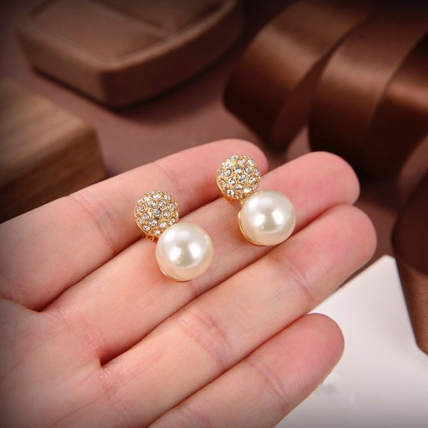 2022 dsigner earrings luxury stud fashion for woman party earring new wedding lovers gift engagement jewelry, Golden;silver
2022 dsigner earrings luxury stud fashion for woman party earring new wedding lovers gift engagement jewelry, Golden;silver